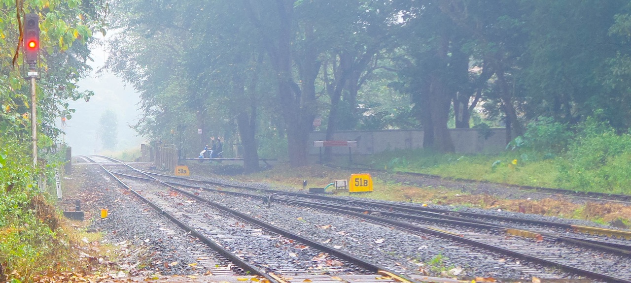nil nilambur road railway station image